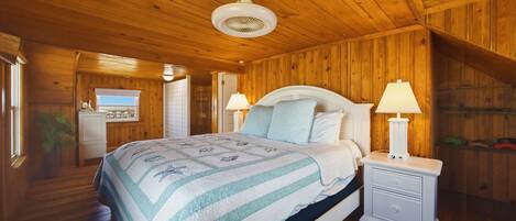 5 bedrooms, iron/ironing board, WiFi, bed sheets