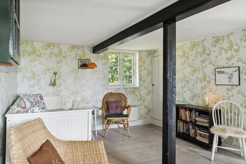 300-year-old house with history and character
