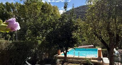 Casa Rural Orilla del Hueznar – Relax en la Sierra Norte de Sevilla
