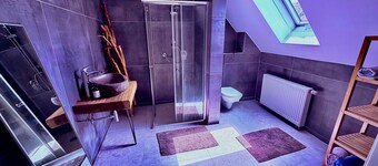 Maison de groupe avec jacuzzi et billard