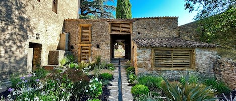 Extérieur