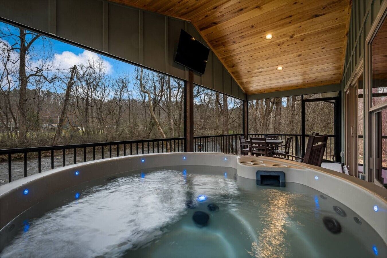 Bain à remous intérieur