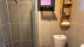 Room | Bathroom | Towels, soap, toilet paper