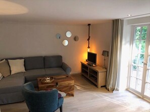 Fernseher, Kamin
