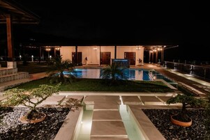 Piscina externa
