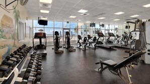 Condo, varias camas (Majestic Sun 1107B- Penthouse in Para) | Sala de fitness