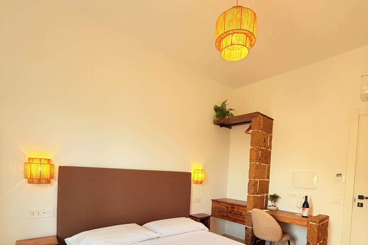 Suite Deluxe | Coffre-fort, ameublement unique, bureau