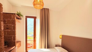 Phòng Deluxe, quang cảnh đồi núi