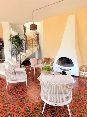 Reception - Putechella - Retro Rooms & Villas (Tramonti)
