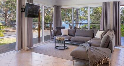 Amaroo Cottage Smiths Lake