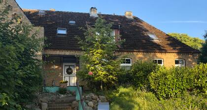 Apartment „Olivias“ mit Gemeinschaftspool, Garten und WLAN