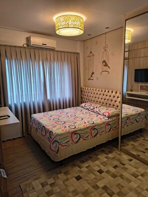 Room - Vrbo Property (Penha)