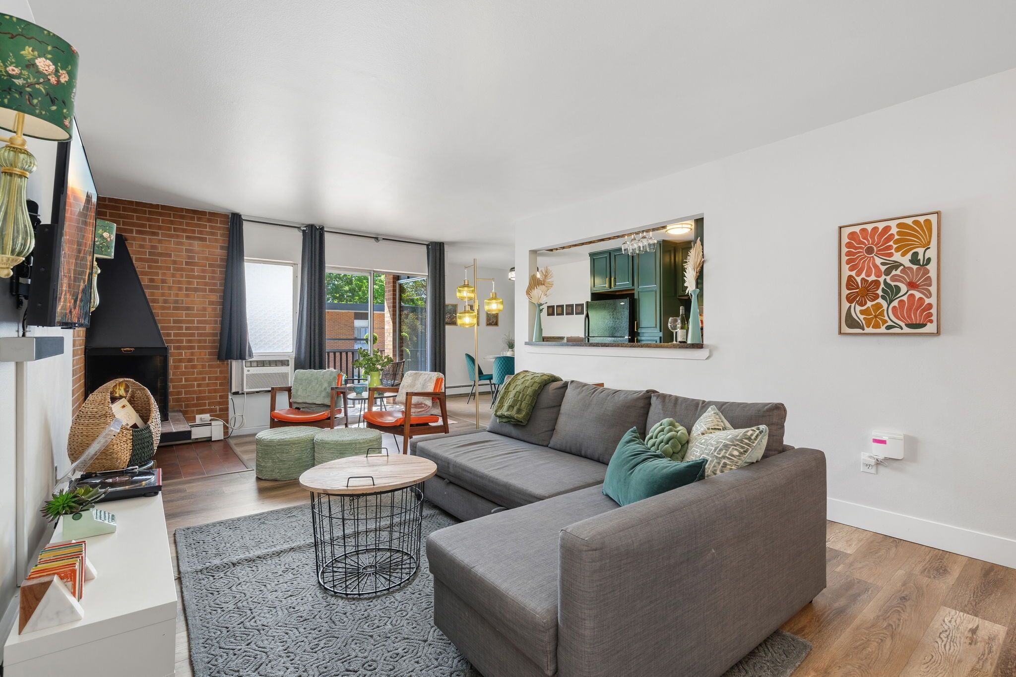 Apartment, Multiple Beds, Balcony, Garden View (The Aviary Near CSU) | Living area