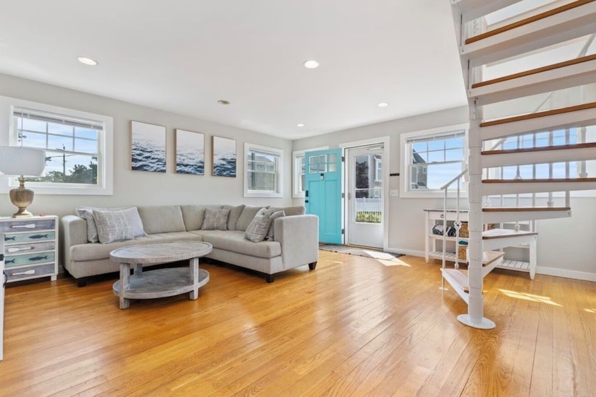 Luxury Coastal Retreat W/ Private Beach Access + Water Views, Clinton, Ct - Connecticut