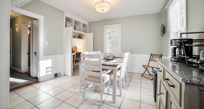 Executive Tudor Retreat Near Hospitals & SEMO