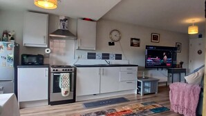 Fridge, microwave, oven, stovetop - Cozy 1BDR APT with Private Balcony Near City (Cork)