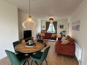 Living area - House Sleeps 6 With Parking (Schull)