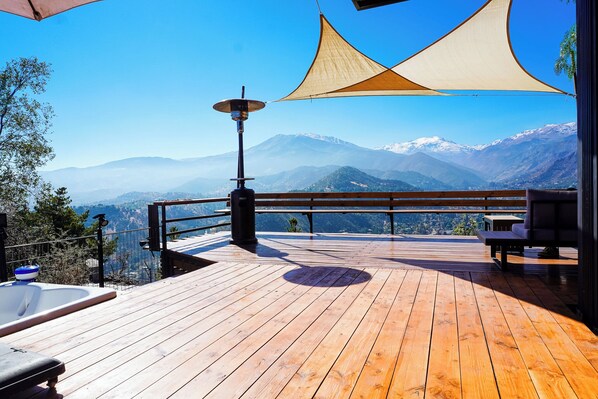 Terrace/patio - Mountain shelter on the way to Farellones (Santiago)