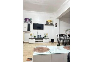 Dining - Vrbo Property (Marrakesh)