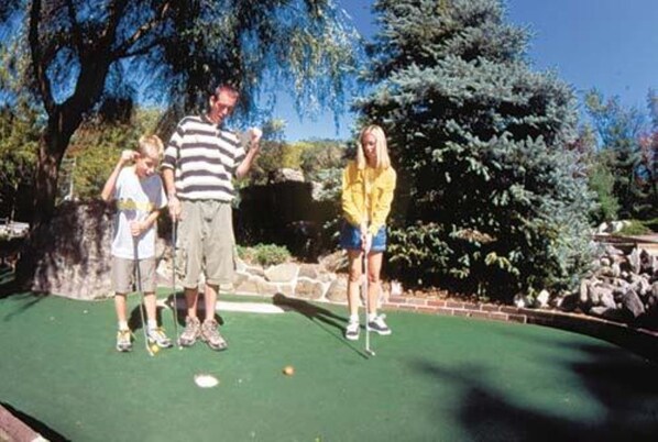 Miscellaneous - Lake Harmony Luxury Resort: Championship 27-Hole Golf, Tennis, & FlowRider (Pennsylvania)