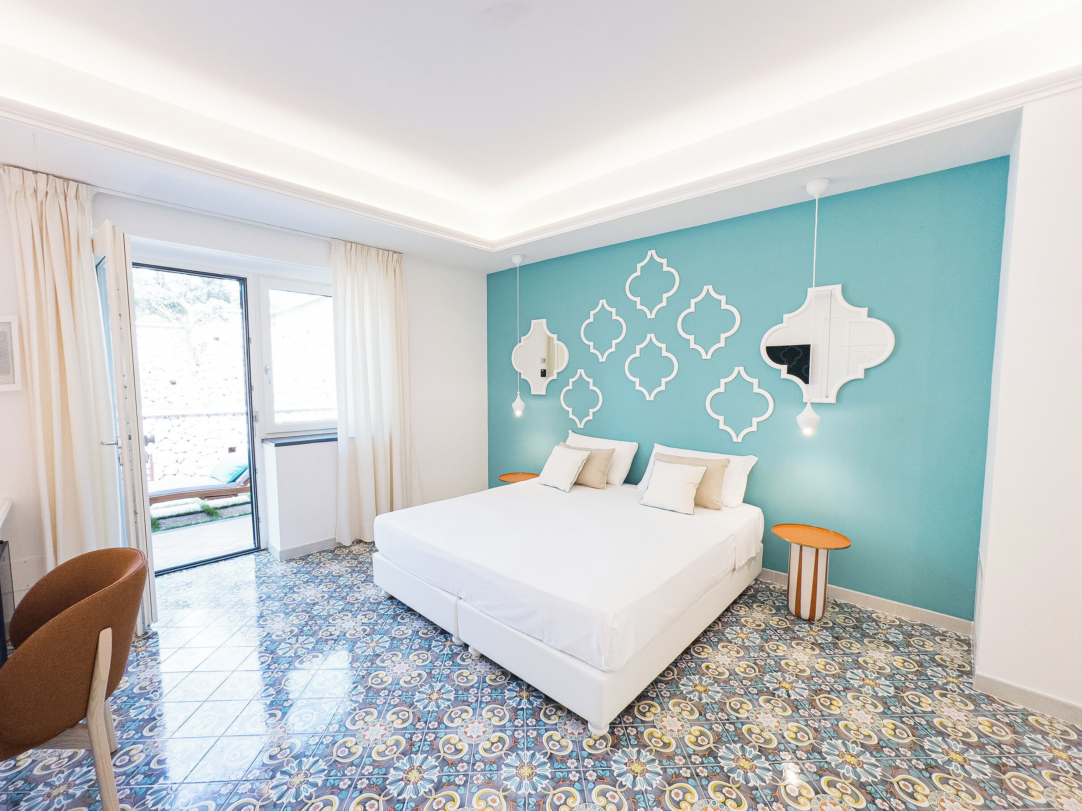 Habitació doble Deluxe, terrassa, vistes al mar | Caixa forta a l'habitació, escriptori i habitacions insonoritzades 