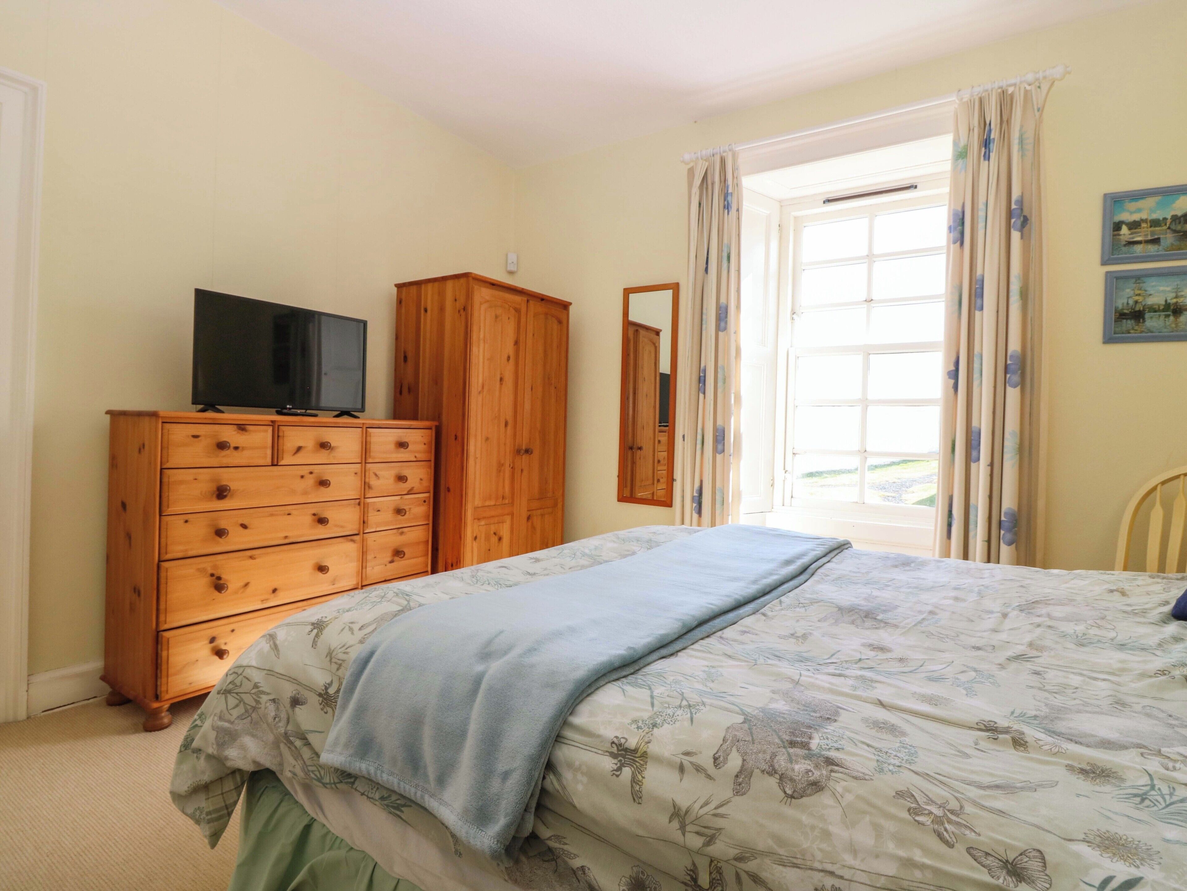 2 Schlafzimmer, kostenloses WLAN, individuell dekoriert