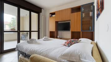 2 Schlafzimmer, Bügeleisen/Bügelbrett
