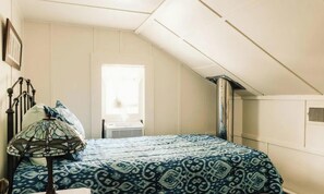 Een strijkplank/strijkijzer, gratis wifi, beddengoed