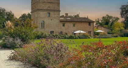 Villa Torre Anna: Elegance & Private Swimming Pool