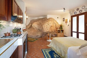 Free WiFi - Romantic studio in medieval Rasiglia (Rasiglia)