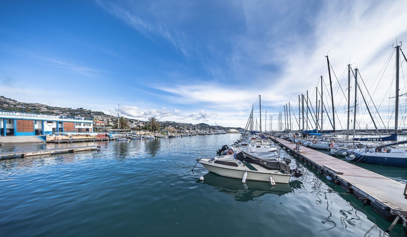 Marina