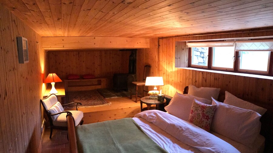 Sanctuary Apartment Nestled in Nature