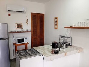 Fridge, microwave, oven, coffee/tea maker - 5 minutes from beaches and viewpoints Rinconada Carrizalillo department. (Puerto Escondido)