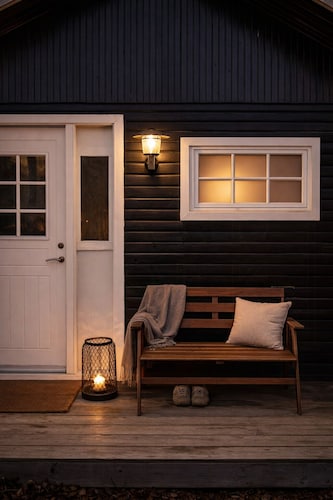 Little oasis with large terrace and a cozy garden