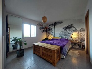 Room - Vrbo Property (Biguglia)