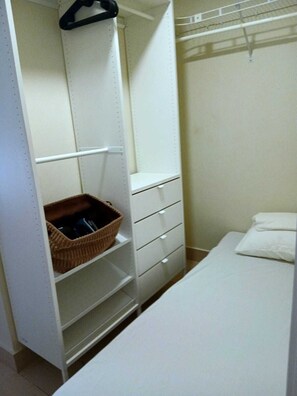 1 Schlafzimmer, Schreibtisch, Bügeleisen/Bügelbrett, kostenloses WLAN