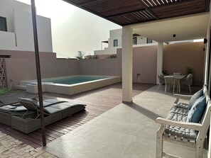 Villa | Pool