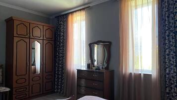 Double Room, Mountain View | Blackout drapes, iron/ironing board, free WiFi, wheelchair access