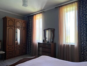 Blackout curtains, iron/ironing board, free WiFi, wheelchair access - Igor Bed and Breakfast (Halidzor)