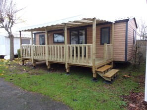 Terrace/patio - New mobile home (Saint-Hilaire-de-Riez)