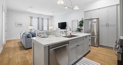 Coastline Haven 3BR - Central Location