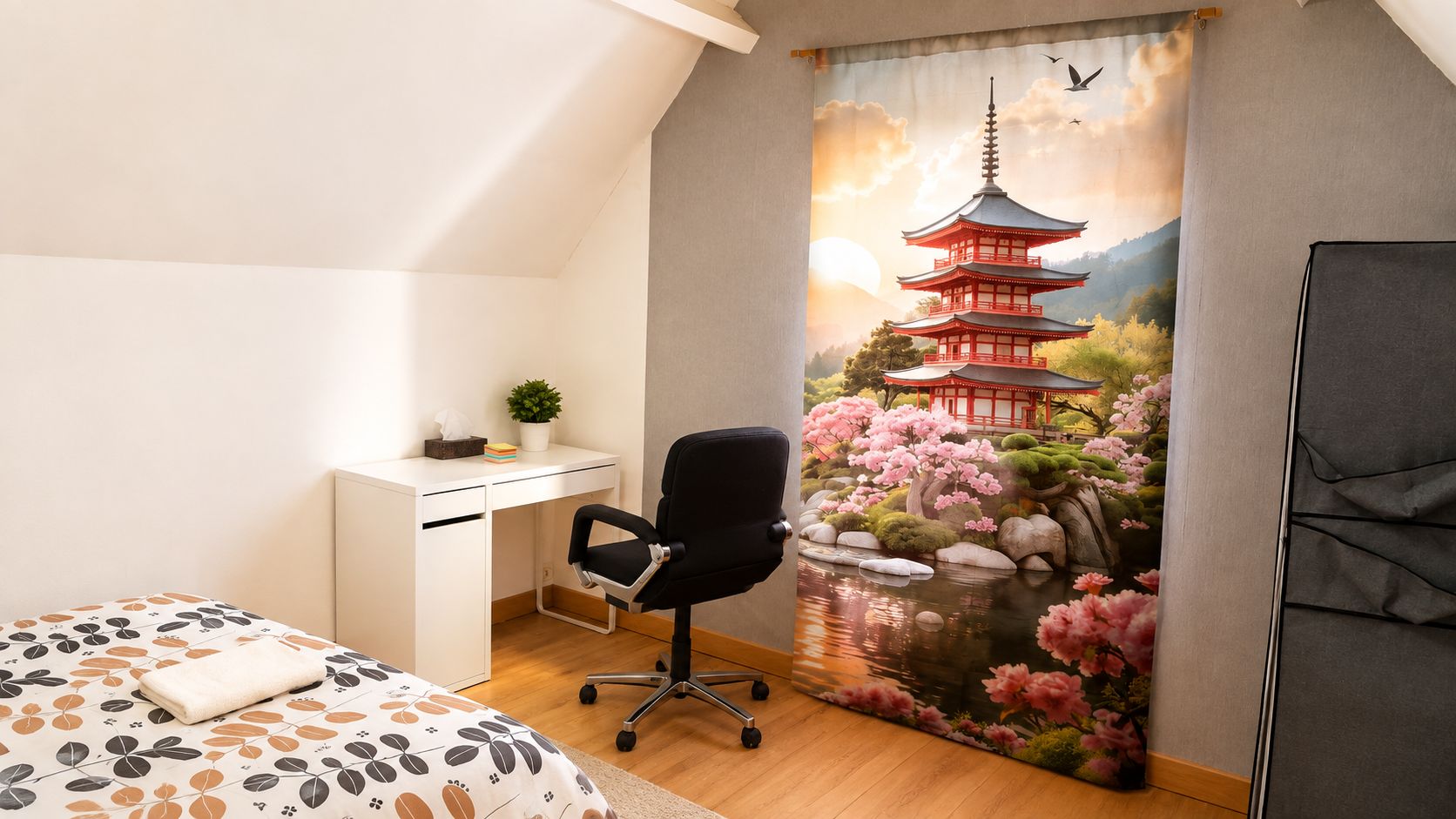 Une chambre à coucher comprenant un lit, un bureau, une chaise et une grande fenêtre donnant sur une pagode japonaise traditionnelle.