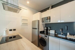 Private kitchen - Vedra 401: Central apartment near the beaches and Fifth Av. (Playa del Carmern)