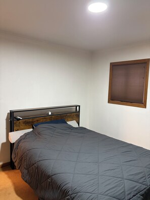 3 室のベッドルーム、WiFi、ベッドシーツ