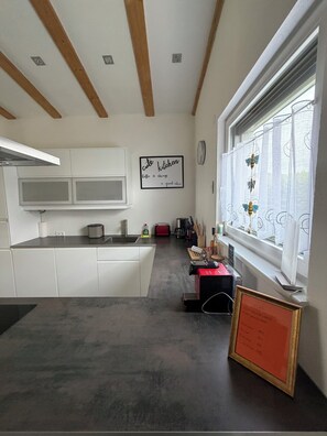 Private kitchen - Bungalow Freiraum am Silbersee (Villach)
