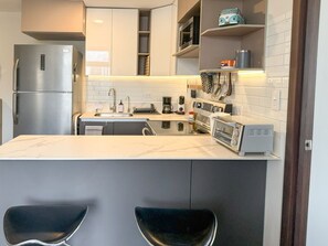 Private kitchen - Stylish · Stunning Views · King Bed · Work Space (Ciudad de Guatemala)