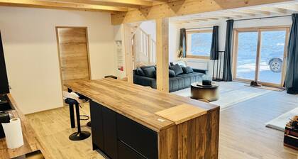 Magnifique Chalet Beuil proche pistes SKI & VTT