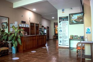 Lobby - Ibiza Hostel (Santa Cruz de la Sierra)