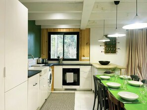 Private kitchen - Timber cabin among pines near Mimizan beaches (Saint Paul en Born)