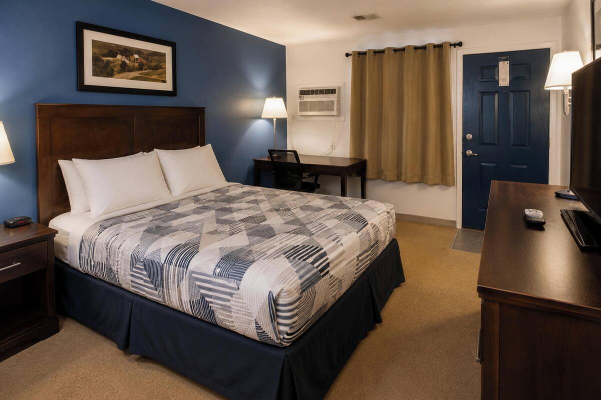 Desk, bed sheets